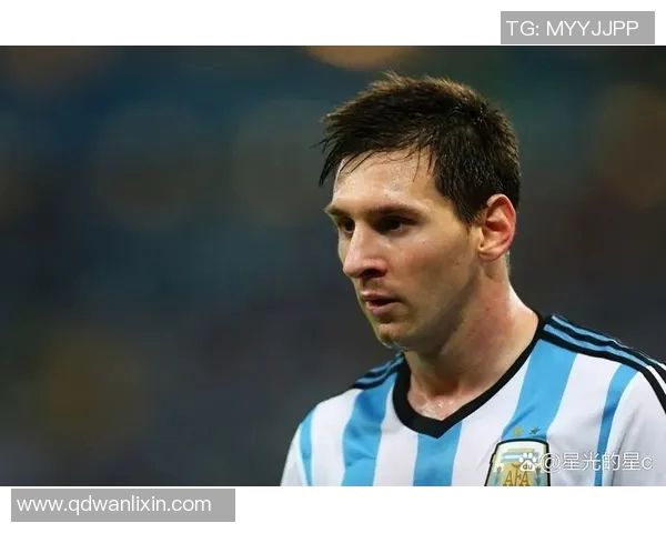 足球明星帅气瞬间定格图集展现球场魅力与风采的视觉盛宴